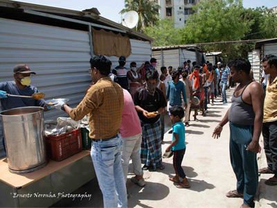 Food distribution to workers during the pandemic April 2020